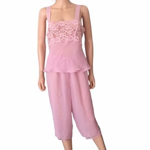 Lejaby pink pajama’s or lounging set French Brand Neiman Marcus size M